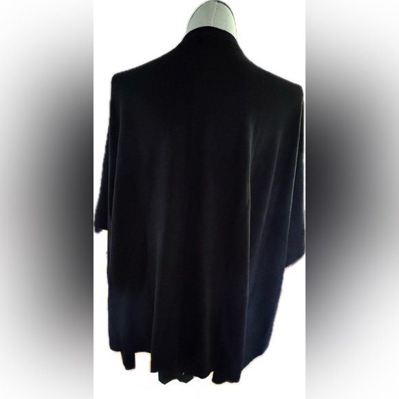 Black Sweater ‘a new day’ drop shoulder flow as you walk V-neck OSFM Excellent - Picture 3 of 5